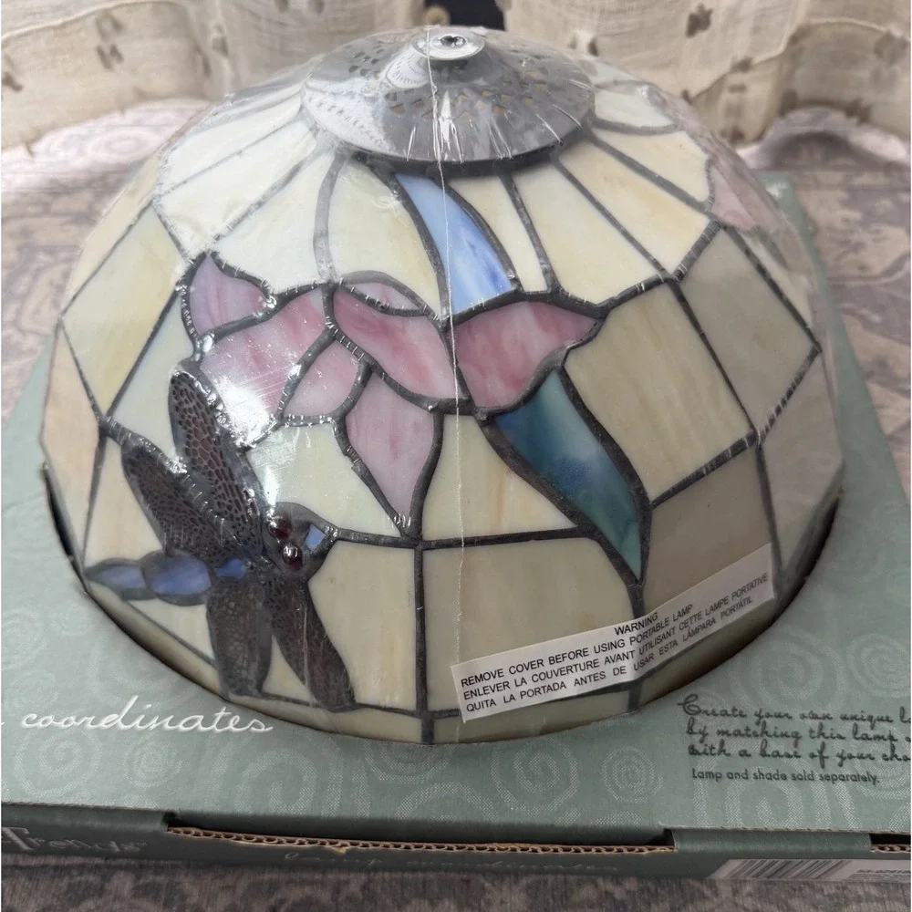 New Home Trends Accent Lamp Dragonfly Floral Stained Glass Shade Only